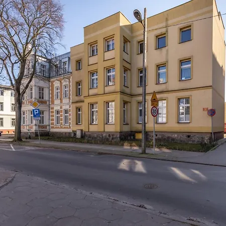 Apartment Apartament Z Antresola Przy Parku Zdrojowym By Renters *