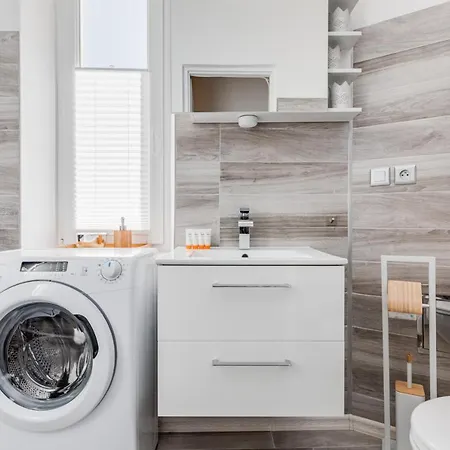 Apartament Z Antresola Przy Parku Zdrojowym By Renters Apartment *