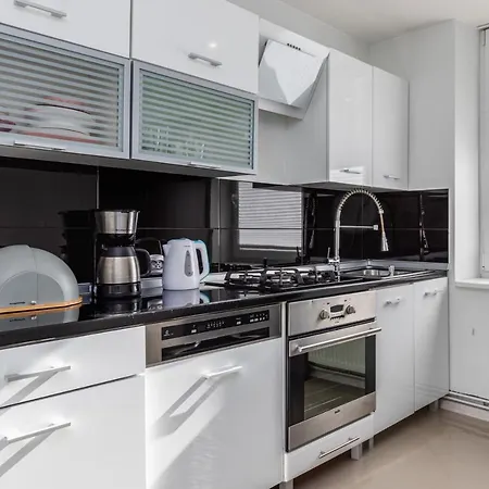 Apartment Apartament Z Antresola Przy Parku Zdrojowym By Renters *