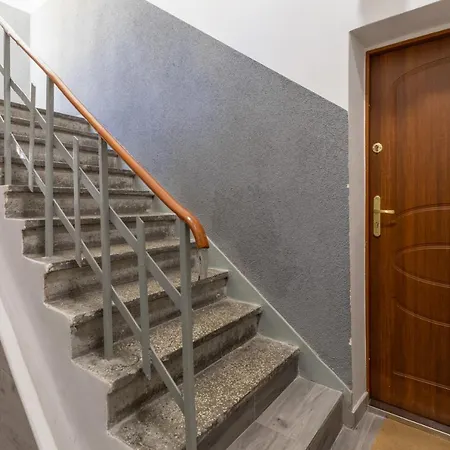 Apartament Z Antresola Przy Parku Zdrojowym By Renters